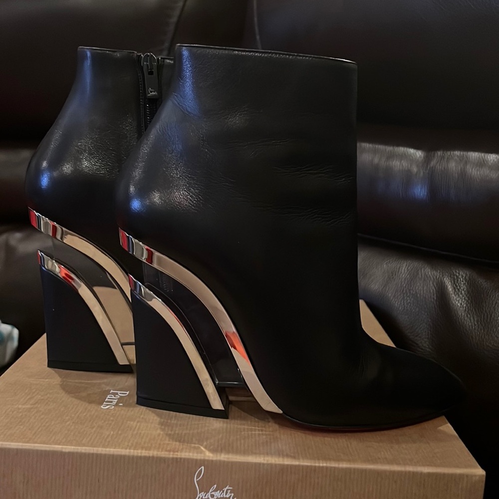 Womens Louboutin wedge fashion heel size 11 M